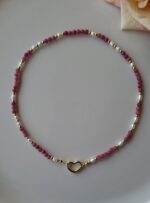 Girocollo pietra giada ,perle di fiume e chiusura a cuore - immagine 2