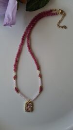 Collana con giada, zirconi e pendente fiori - immagine 2