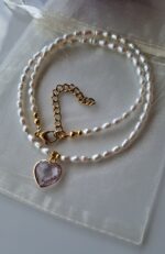 Girocollo perle di fiume e cuore in pietra