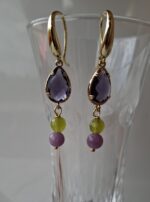 Orecchini con cristallo viola e giada - immagine 3